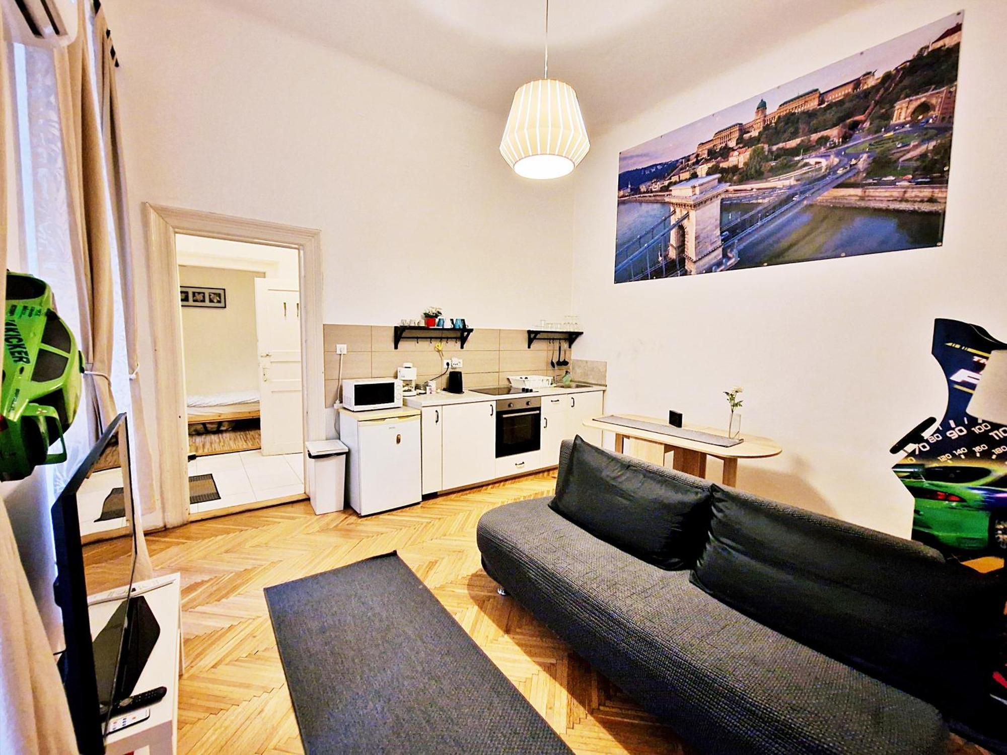 Free Parking Sega Rally Apartment Budapest Kültér fotó